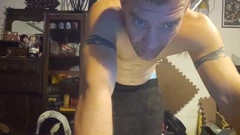 Snapshot of str8foryouguy chatting on February 10, 12:08 am Str8 online show from February 10, 12:08 am