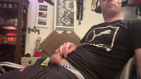 Snapshot of str8foryouguy chatting on February 14, 8:52 am Str8 online show from February 14, 8:52 am