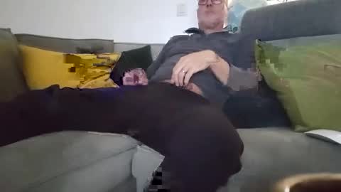 Str8neighbours online show from December 21, 1:07 pm