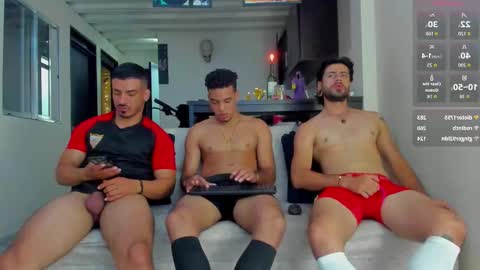 straight__friends online show from January 10, 2:35 am