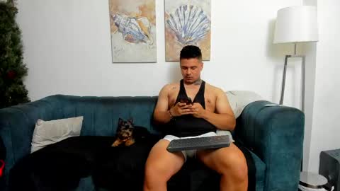 straight__friends online show from April 19, 2:27 pm