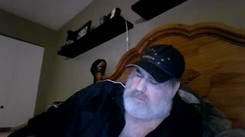 Snapshot of straightbear4you chatting on July 29, 9:40 am Straightbear4you online show from July 29, 9:40 am