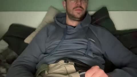 straightfirelotus1000000 online show from March 4, 4:13 pm