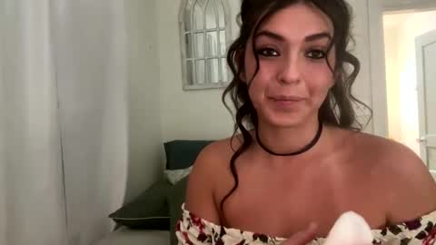 Snapshot of straightoutthetrailer chatting on May 30, 3:47 am lucille beatrice luficer call me lucy online show from May 30, 3:47 am