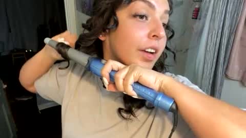 Snapshot of straightoutthetrailer chatting on July 3, 2:07 am lucille beatrice luficer call me lucy online show from July 3, 2:07 am