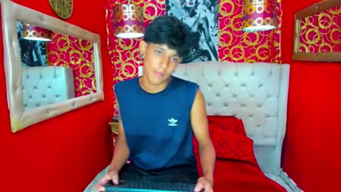 straightyounpein online show from April 15, 4:41 am