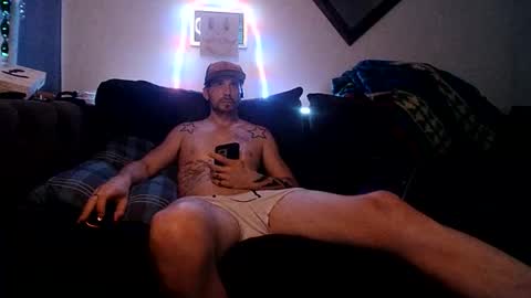 straitpipermann22 online show from March 25, 9:59 am