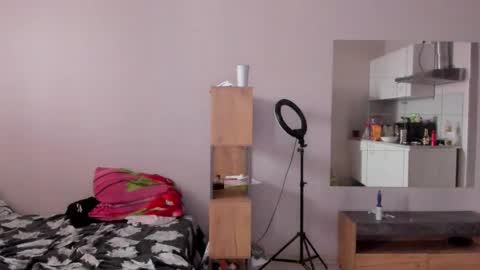 Snapshot of stralght_twinks chatting on May 24, 7:46 am Ray online show from May 24, 7:46 am
