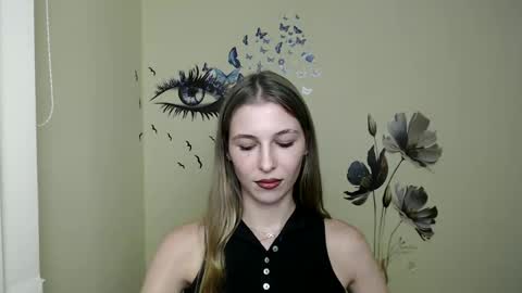 Amalia online show from December 5, 4:23 pm