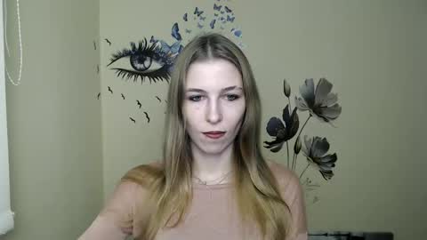 Amalia online show from December 11, 1:28 pm