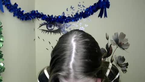 Amalia online show from January 22, 1:00 pm