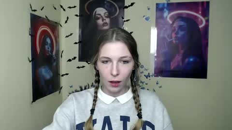 Amalia online show from March 3, 4:03 pm