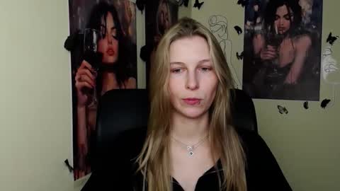 Amalia online show from April 23, 12:40 pm