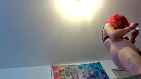 strangestslut online show from October 17, 9:17 pm