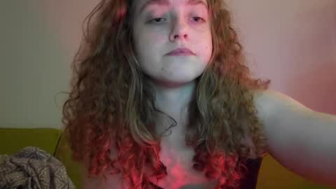 Strawberrylotsacake online show from September 25, 11:41 pm