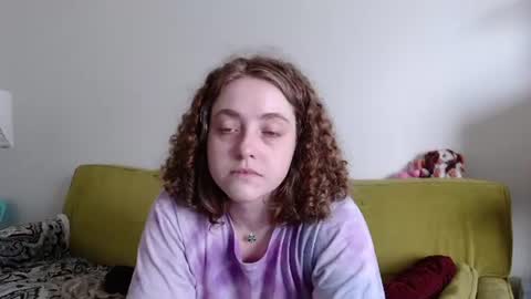 Strawberrylotsacake online show from June 8, 4:18 pm