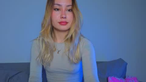 Tati and Lola online show from March 22, 4:49 am