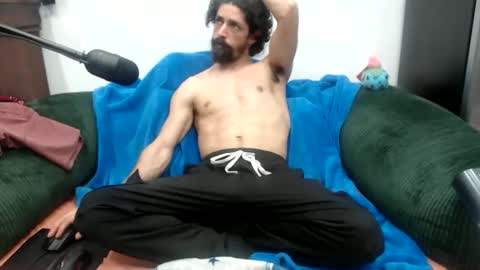 stringin69 online show from April 4, 8:45 am