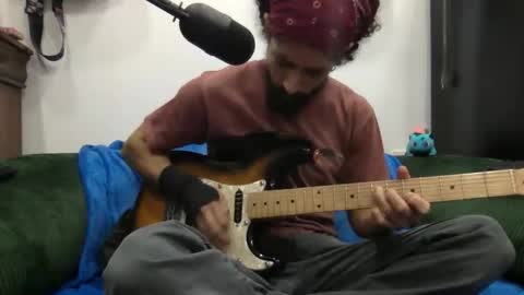 Snapshot of stringin69 chatting on April 30, 7:58 am stringin69 online show from April 30, 7:58 am