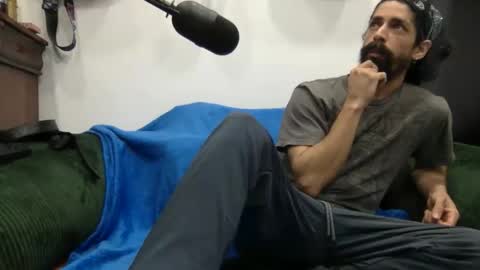 Snapshot of stringin69 chatting on May 3, 8:31 am stringin69 online show from May 3, 8:31 am