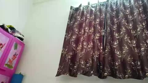 Snapshot of strip_couple_love1 chatting on September 25, 7:45 am strip_couple_love1 online show from September 25, 7:45 am