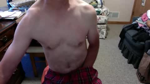 Snapshot of strokerace4020 chatting on October 1, 12:44 pm strokerace4020 online show from October 1, 12:44 pm