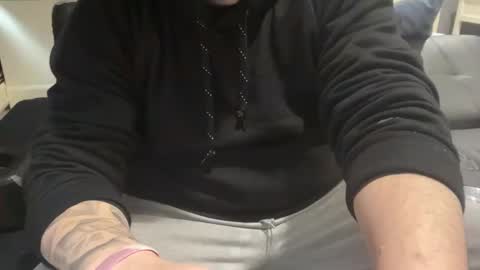 stroking33again online show from March 1, 7:04 pm