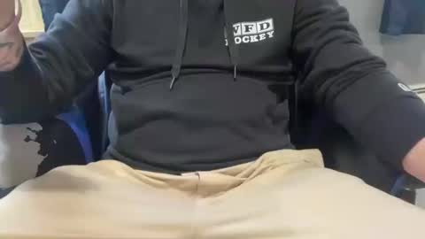 stroking33again online show from October 12, 2:05 pm