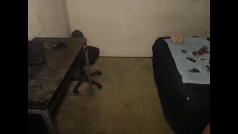 Snapshot of strokinmy9inch chatting on December 7, 5:37 am Matt online show from December 7, 5:37 am