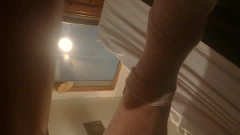 stroknit4her1258 online show from February 5, 6:40 am