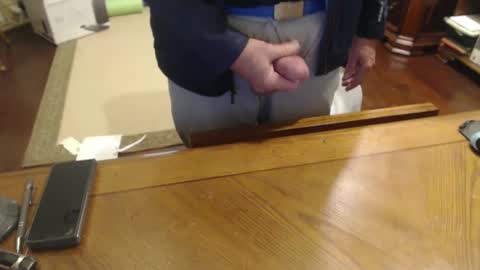 Snapshot of stromg2000 chatting on January 13, 8:58 pm stromg2000 online show from January 13, 8:58 pm