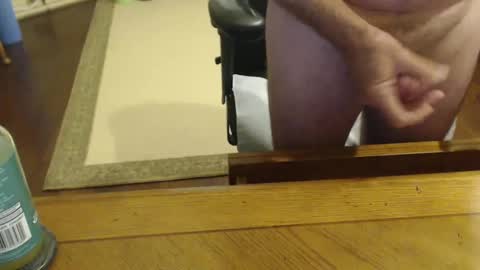 Snapshot of stromg2000 chatting on October 10, 10:20 pm stromg2000 online show from October 10, 10:20 pm