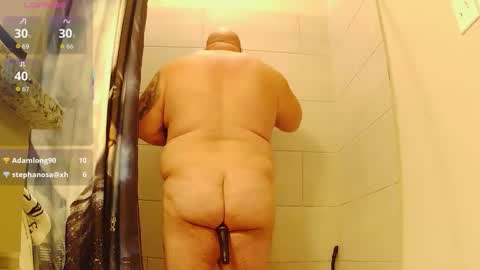 Snapshot of strong_bear89 chatting on April 1, 6:38 pm strong_bear89 online show from April 1, 6:38 pm