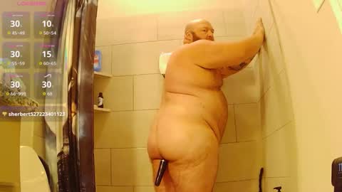 Snapshot of strong_bear89 chatting on April 29, 6:36 pm strong_bear89 online show from April 29, 6:36 pm