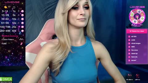 Snapshot of strongalice chatting on December 5, 10:34 pm The best athletic body on the site online show from December 5, 10:34 pm