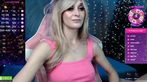 Snapshot of strongalice chatting on December 15, 1:46 am The best athletic body on the site online show from December 15, 1:46 am