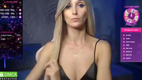 Snapshot of strongalice chatting on September 15, 10:21 pm The best athletic body on the site online show from September 15, 10:21 pm