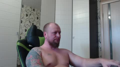 Alex online show from April 25, 1:41 pm