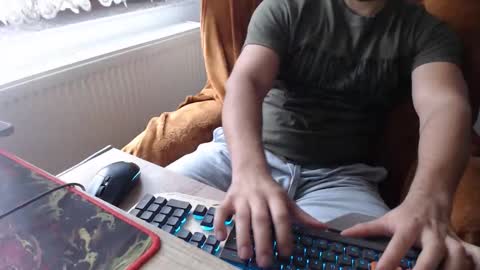 StrongCoffee online show from September 26, 6:06 am