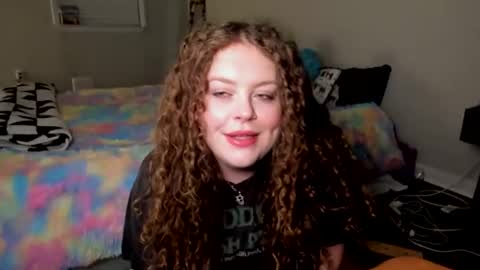 Strwbby online show from November 7, 5:29 am