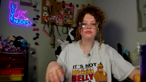Strwbby online show from July 2, 2:00 am