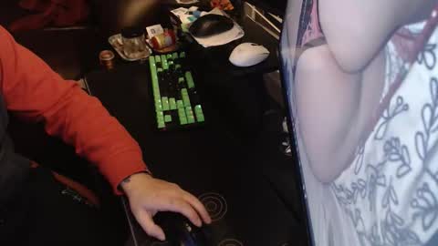 stud69861714 online show from March 3, 6:30 am