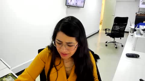 studcb_ online show from January 30, 6:00 pm