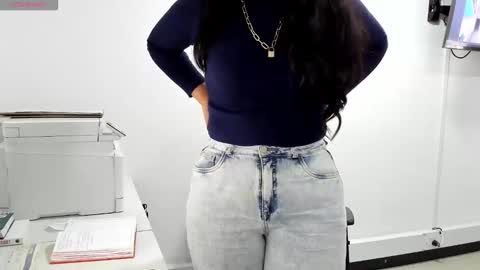 studcb_ online show from November 13, 5:23 pm