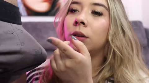 Snapshot of students_porn chatting on December 6, 8:18 pm students_porn online show from December 6, 8:18 pm