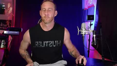 Ryan Long online show from April 18, 2:04 am