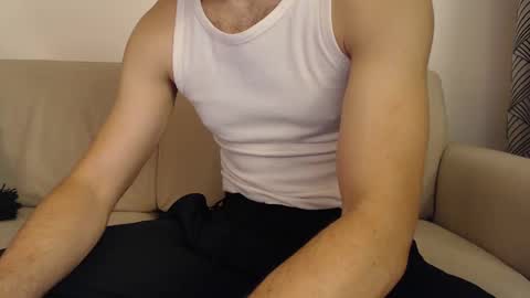 Stud From Paris online show from February 20, 5:18 pm
