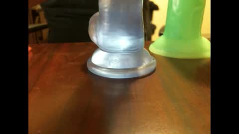 Snapshot of studinto chatting on February 16, 6:32 am BadBrad online show from February 16, 6:32 am