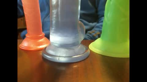 Snapshot of studinto chatting on March 11, 12:00 am BadBrad online show from March 11, 12:00 am