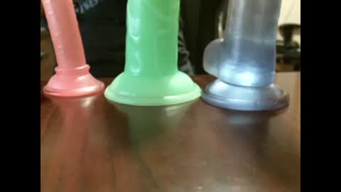 Snapshot of studinto chatting on October 7, 5:15 am BadBrad online show from October 7, 5:15 am